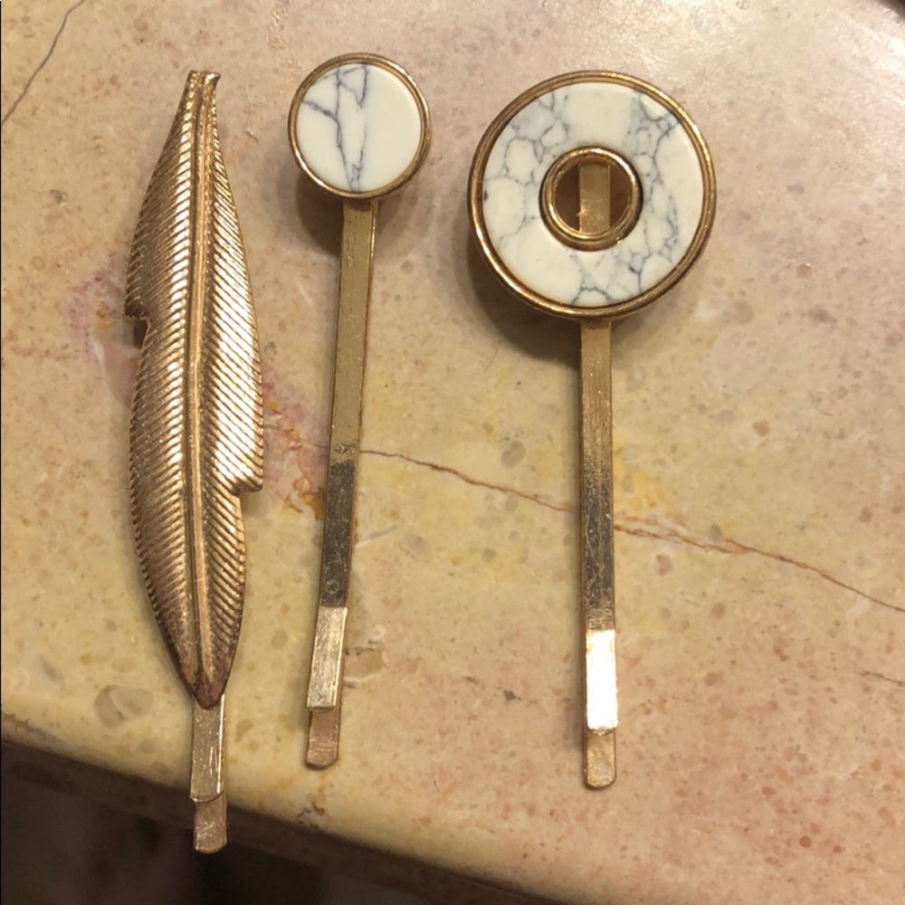 Hair pins
